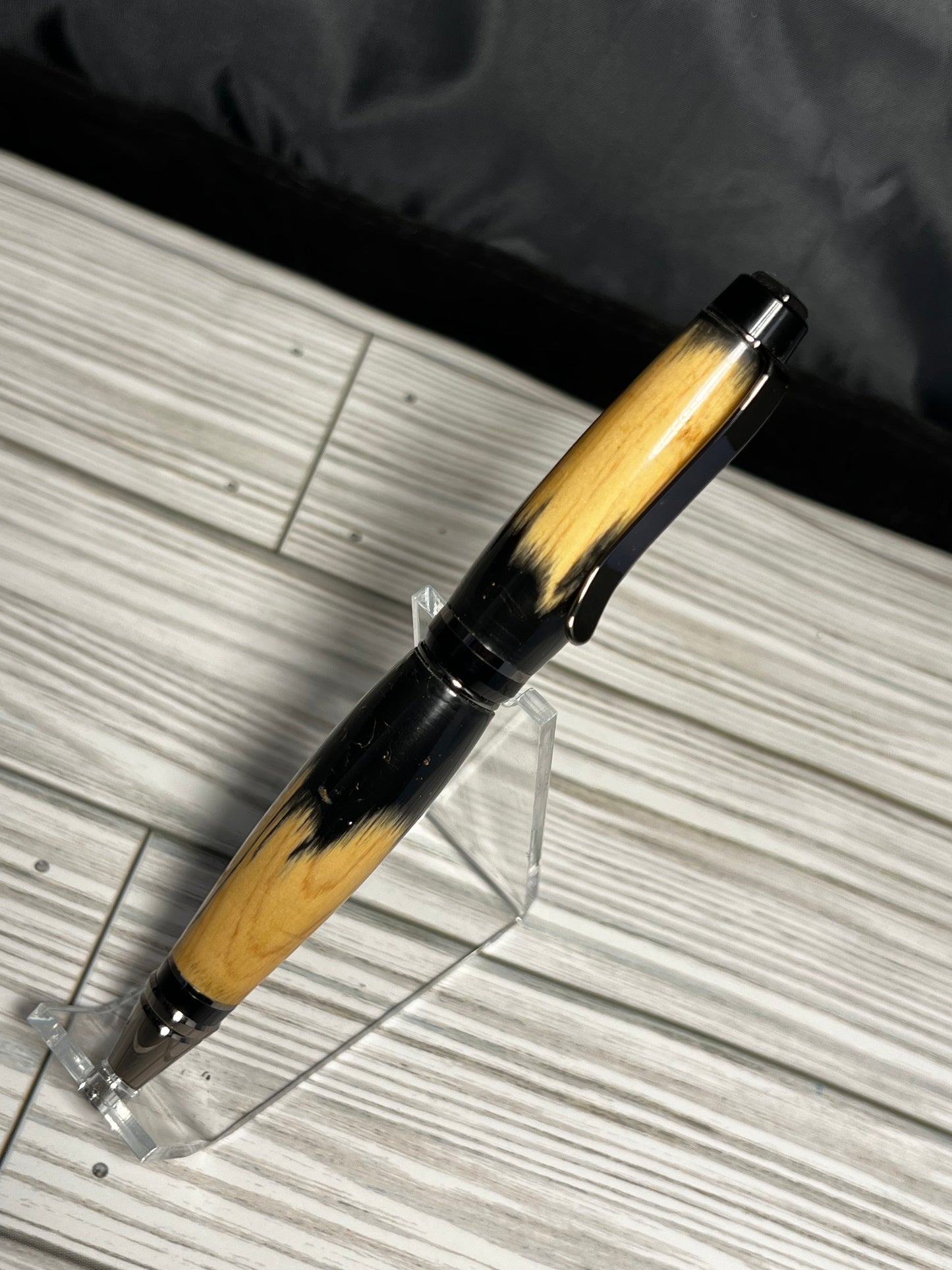 Cigar style pen with cedar and resin