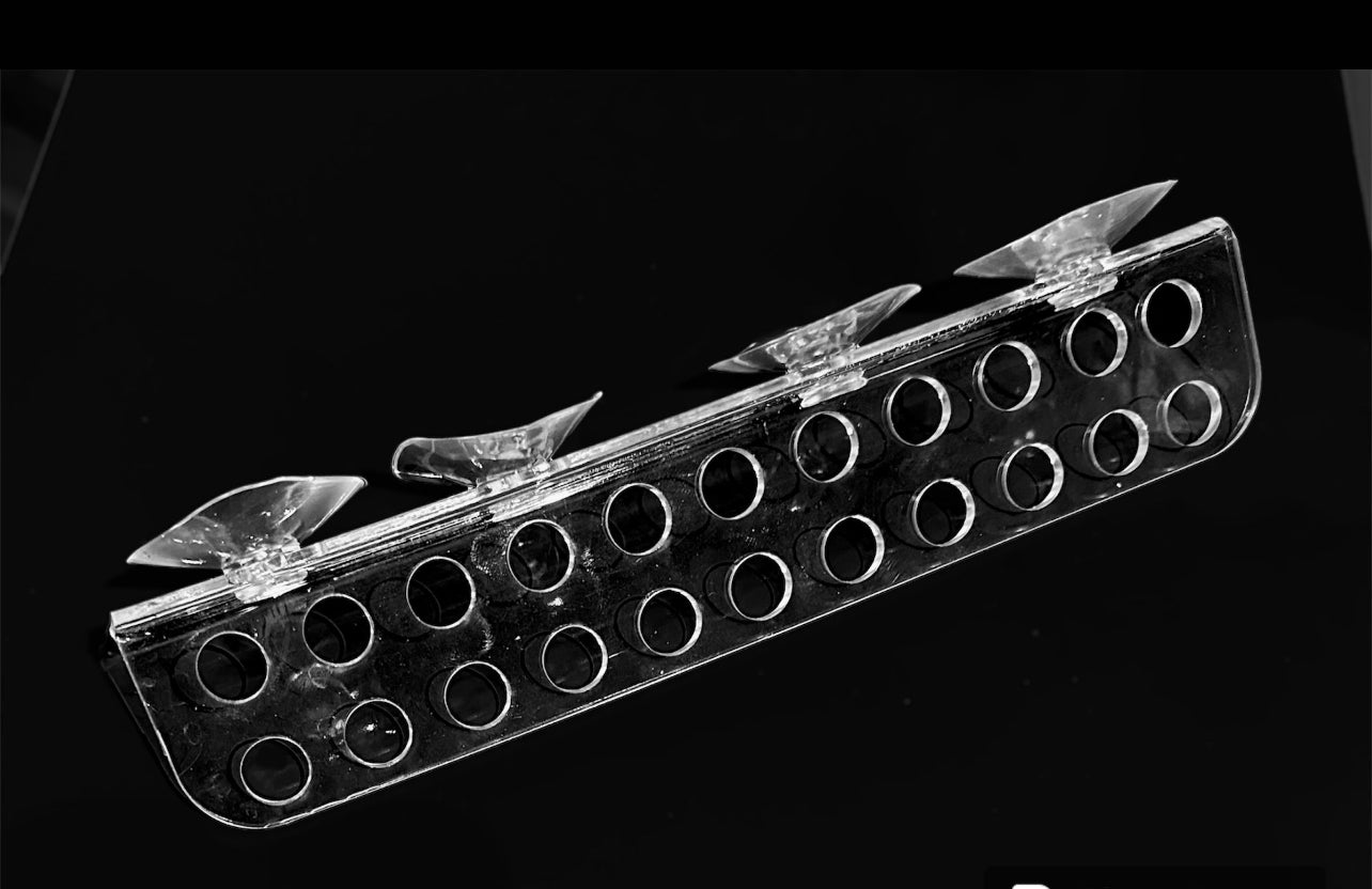 Frag Rack holds 20 plugs