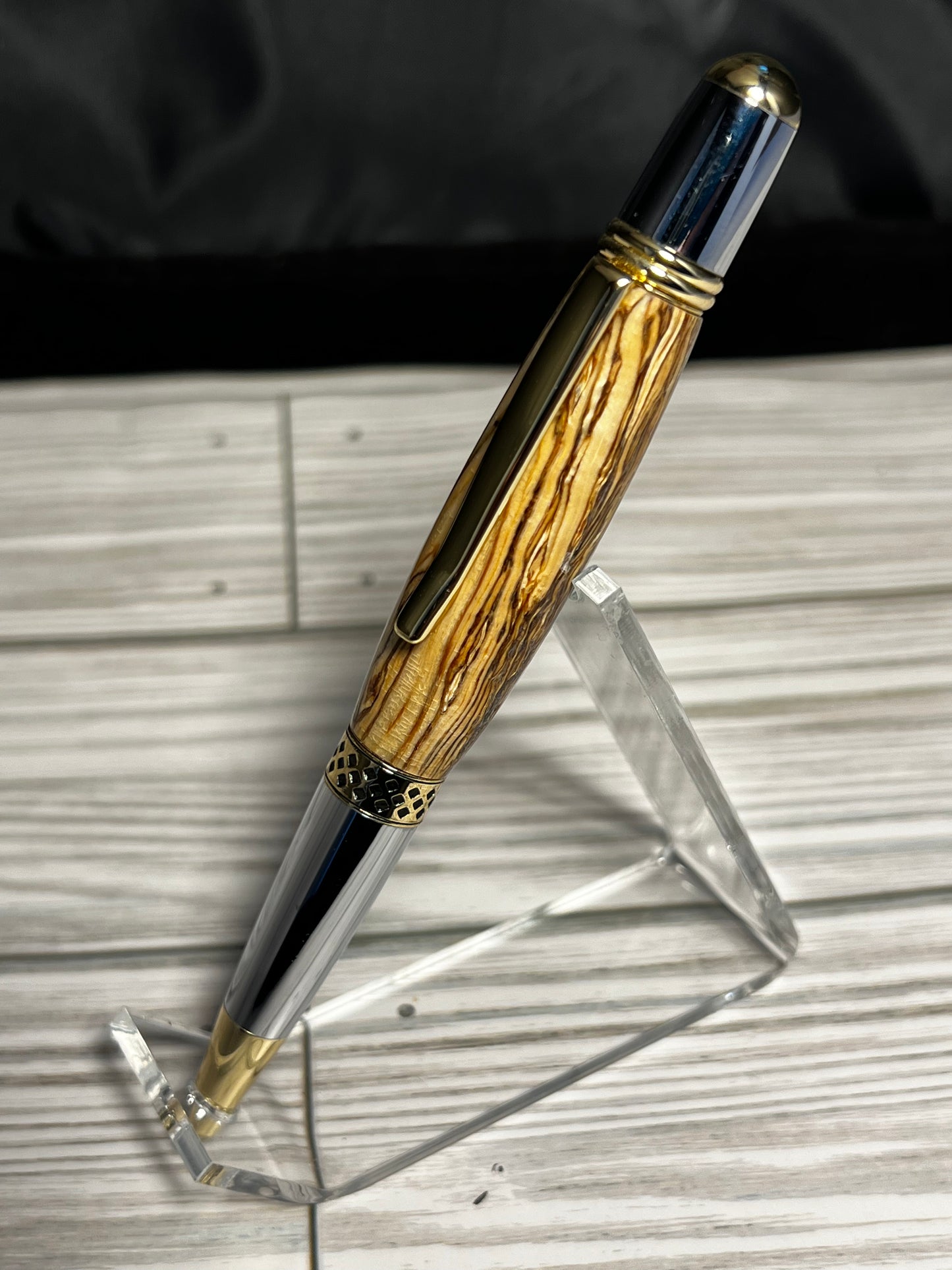 Hemp pen on Monarch chrome mechanism