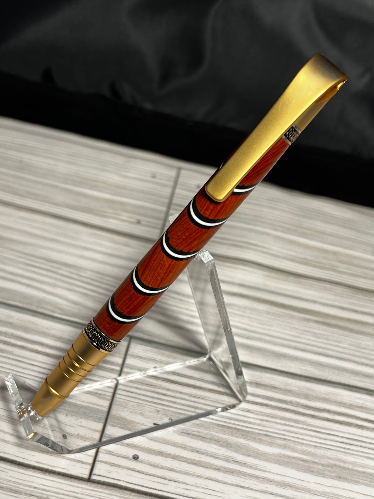 Triple tone gold pen-handmade